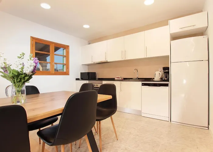 - 4079-62 Mallorca * Pollensa